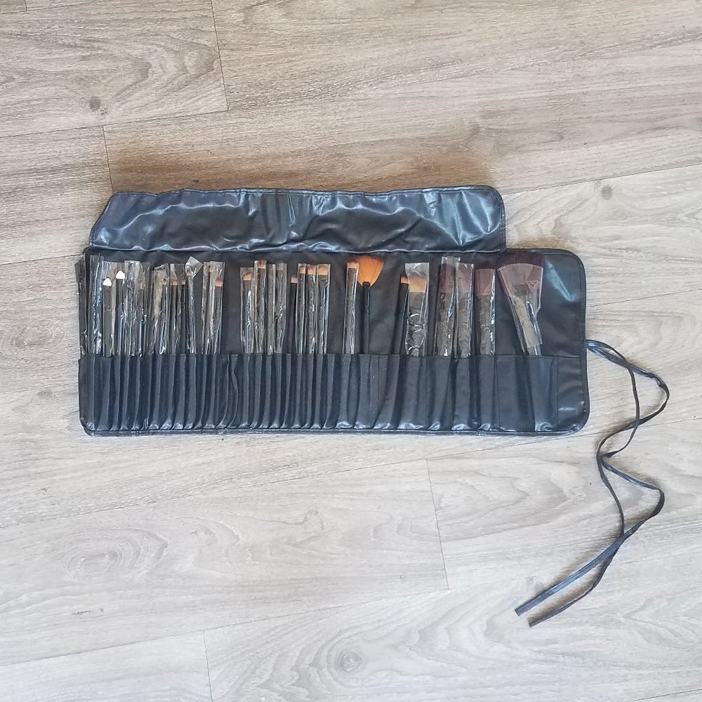 Makeup Brush Set (30 pieces)